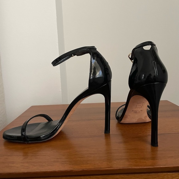 Stuart Weitzman ‘Nudist’ Heel - Picture 1 of 5